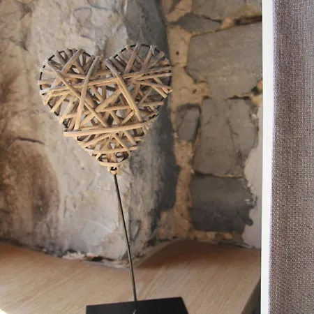 Le Grenier De La Floye Vakantiehuis Biesmeree